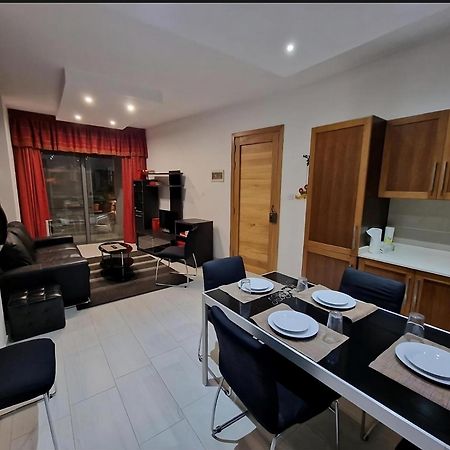 Bugibba Central Modern Apartment St. Paul's Bay Exteriör bild